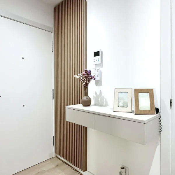ListBox | Puerta tapacontador alistonada
