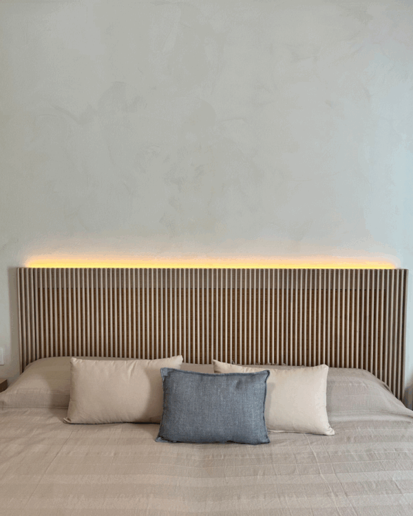 Cabecero de Listones Curvos con Luz LED | ROC
