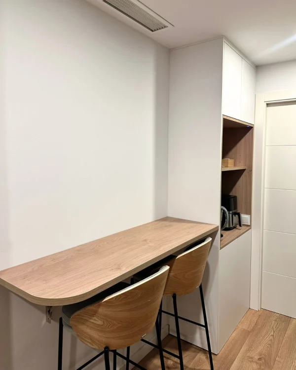 Flap | Barra Abatible de Pared a Medida