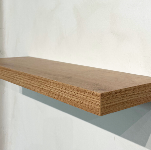 Balda Basic Pared con soporte oculto de 95 cm de roble Hamilton